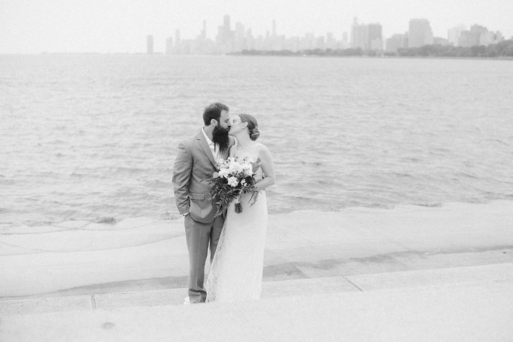 chicago small wedding photographer