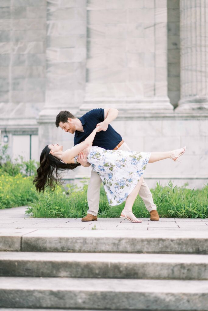 Spring Engagement Session at The Art Institute of Chicago 