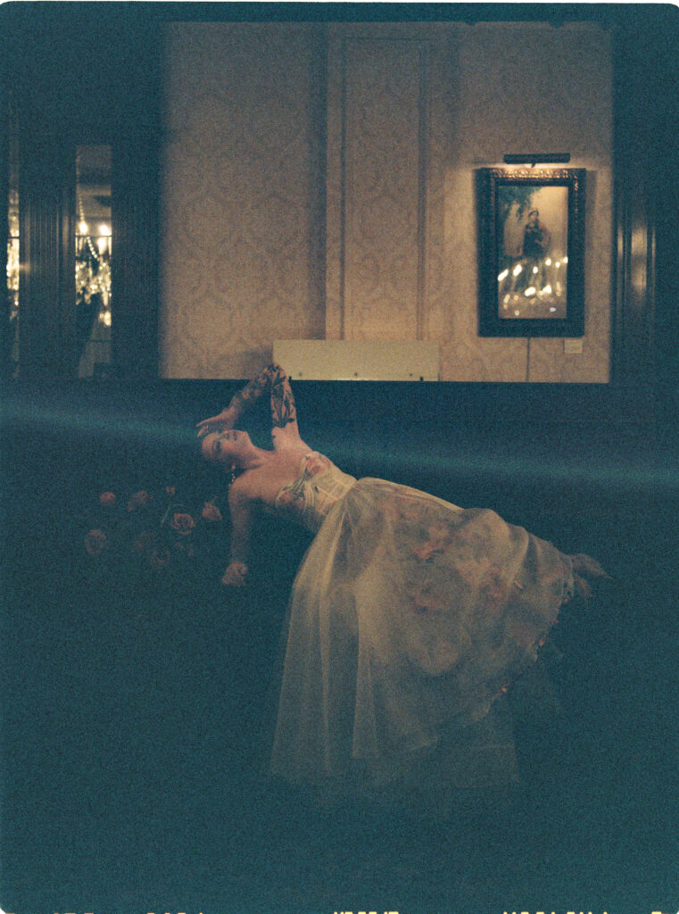 bridal portraits at the historic Pfister hotel milwaukee