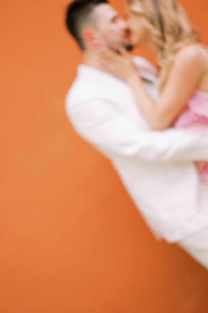 solid color backdrop for wedding photos