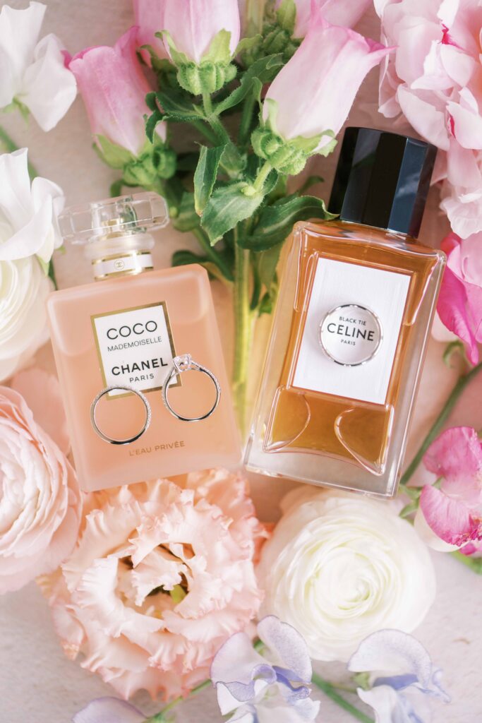 wedding detail photos with florals