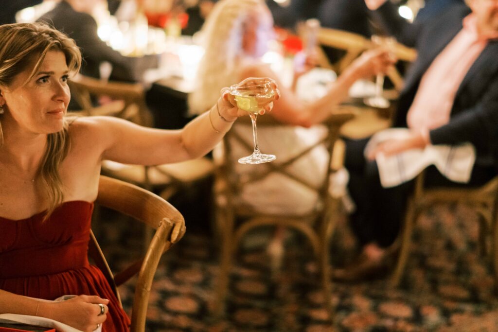 hot to do cheers photos