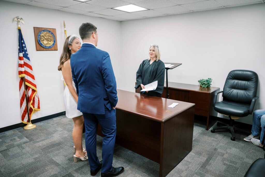Danielle Heinson Chicago City Hall elopement photographer
