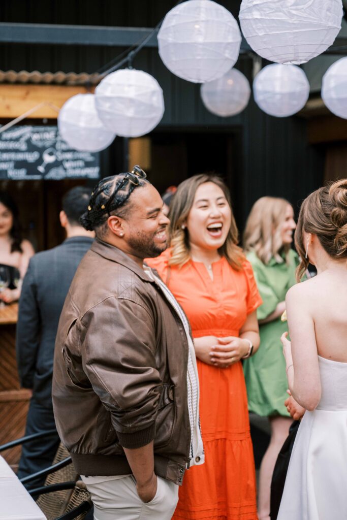 candid cocktail hour photos