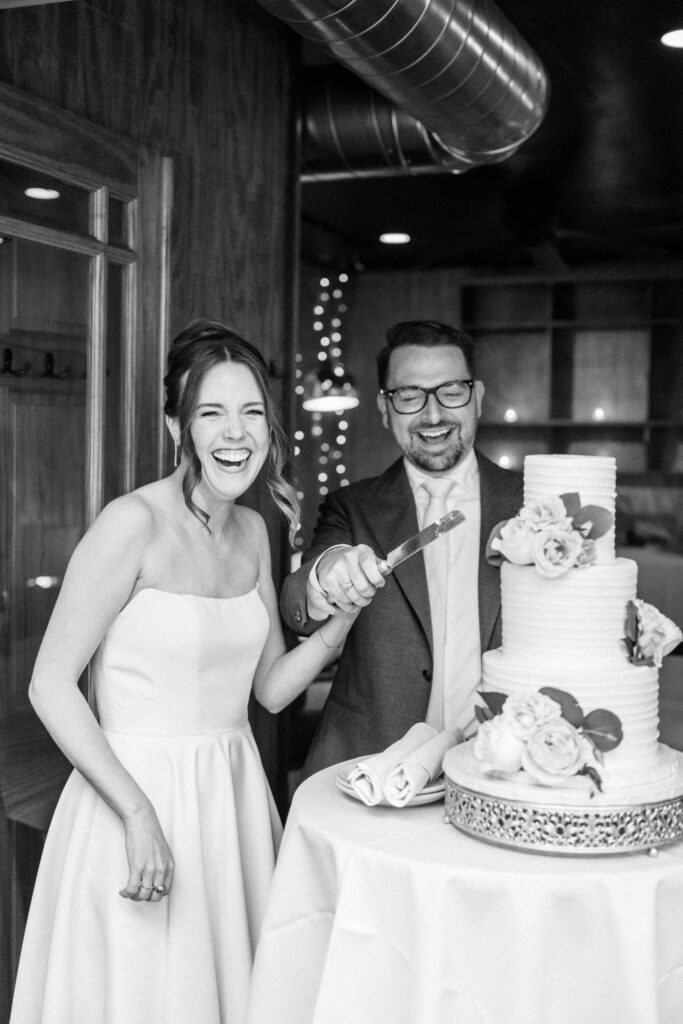 cake cutting photos