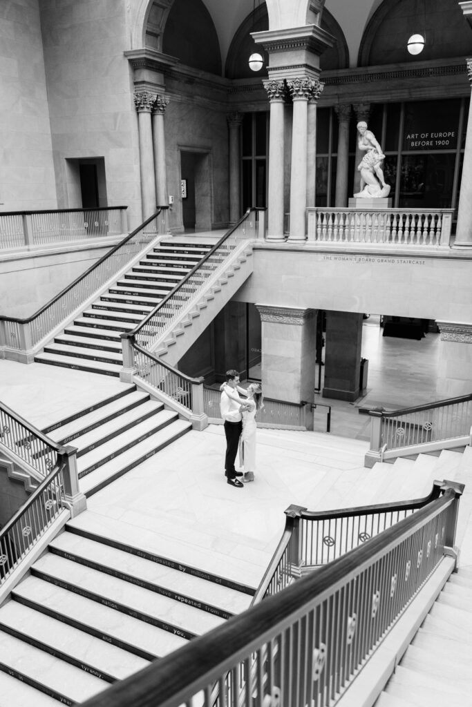 editorial engagement photography session at the Art Institute of Chicago