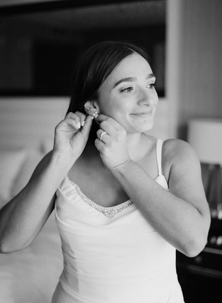 black and white bridal portraits