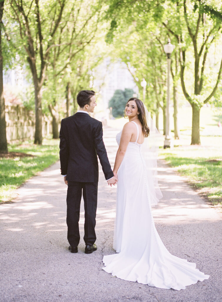 Danielle Heinson, Chicago wedding photographer