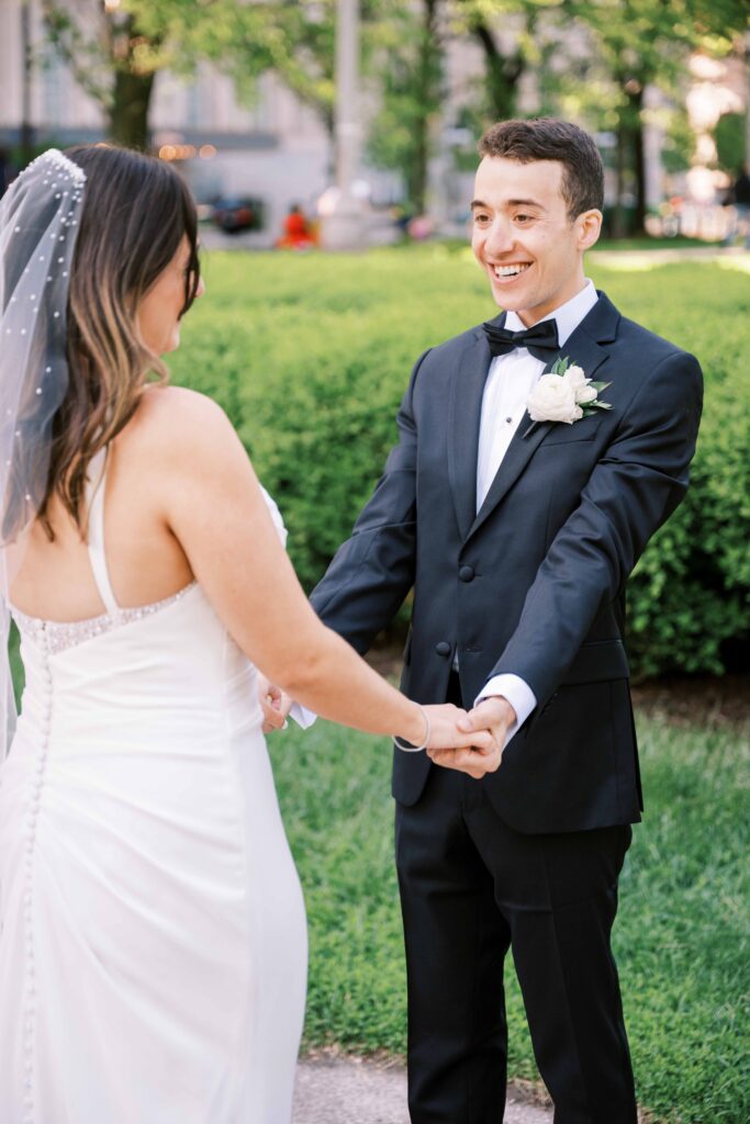 wedding day couple's portraits in downtown Chicago