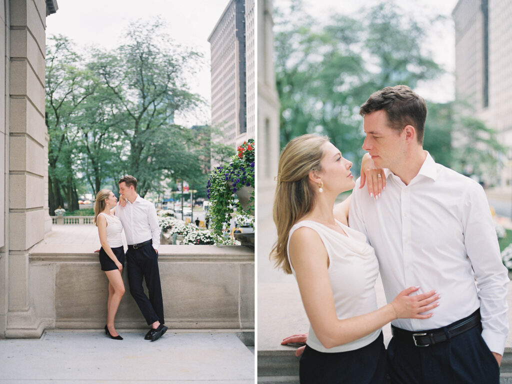 engagement photography sessions at the Art Institute of Chicago with Danielle Heinson