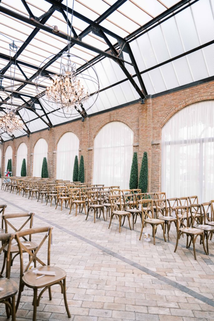 Bridgeport Art Center Sculpture Garden wedding in Chicago