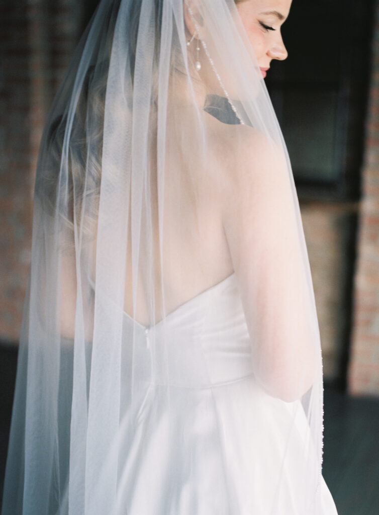 bridal portraits at The Fairlie, Chicago