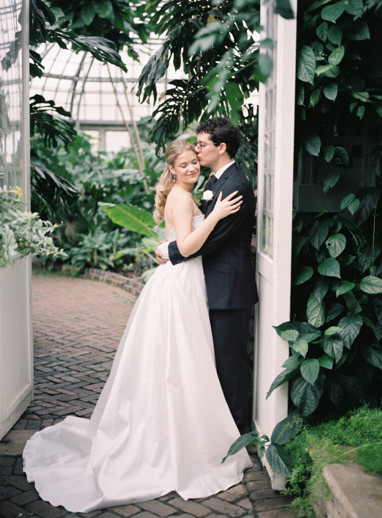 gardens at the Garfield Conservatory for weddings